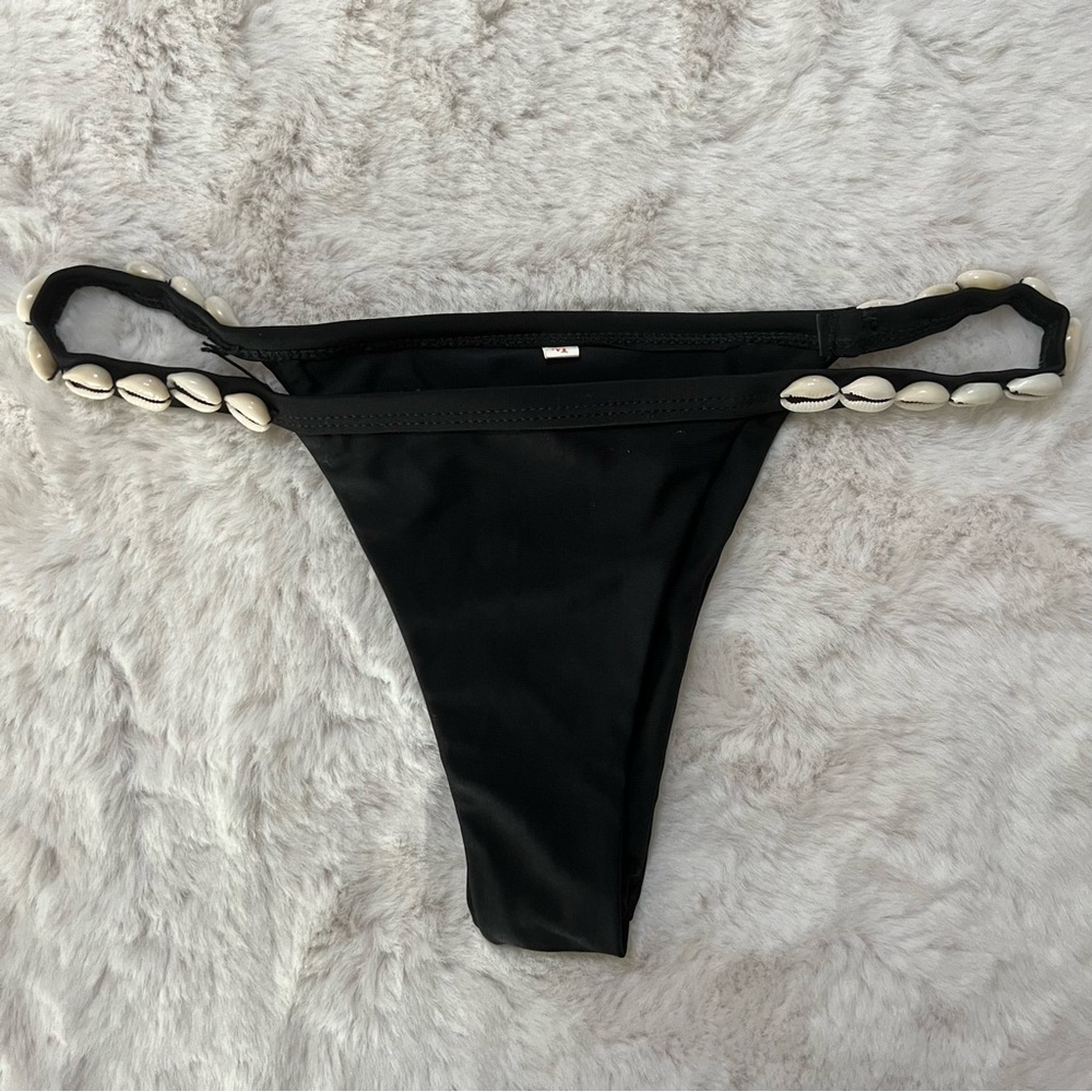 Puka Shell Bikini *ONE OF A KIND* - Picture 10 of 13